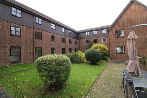 1 bedroom retirement property for sale, Pond Cottage Lane, West Wickham, BR4