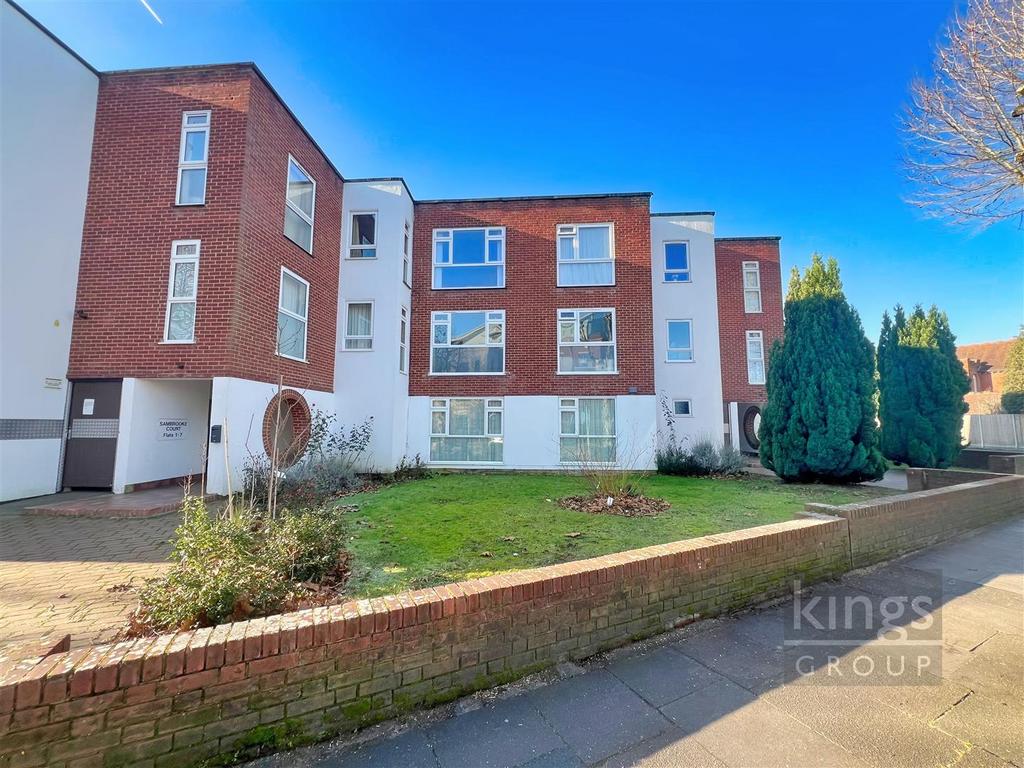 Abbey Road, Enfield 1 bed flat for sale £275,000