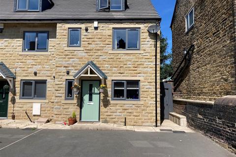 4 bedroom townhouse for sale, Station Mews,Terry Road, Low Moor, Bradford