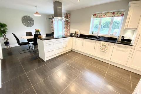 4 bedroom detached house for sale, Barn Owl Way, Bicton Heath, Shrewsbury