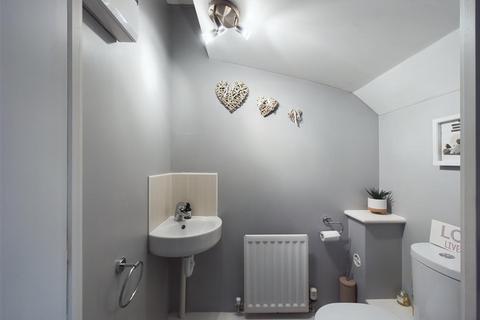 35 Beckside, Norton, Malton, YO17 8AR