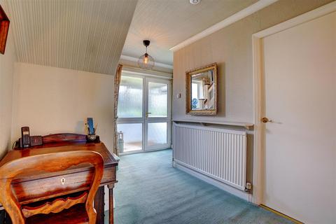 4 bedroom detached house for sale - Summerfield Drive, Shipley BD17