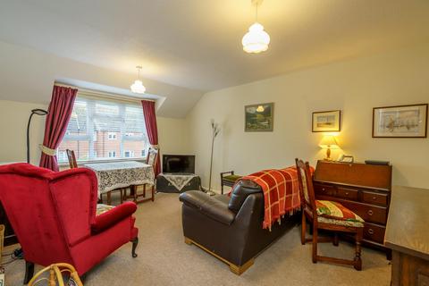 2 bedroom retirement property for sale, Kingfisher Court, Shrubbs Drive, Middleton-on-Sea, Bognor Regis