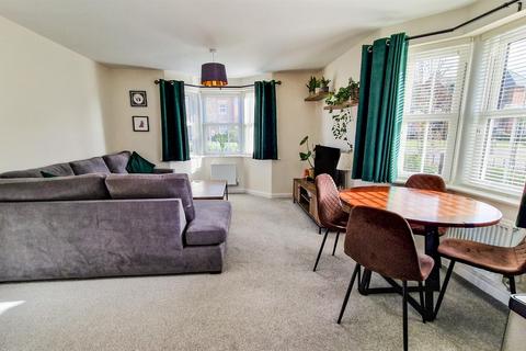 14 Chislehurst Place, Great Denham, Bedford, MK40 4TT