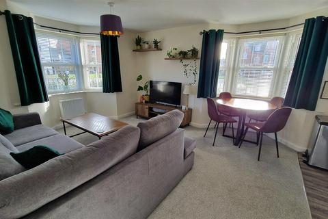 14 Chislehurst Place, Great Denham, Bedford, MK40 4TT