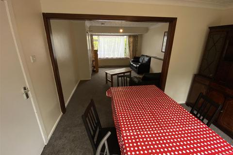 4 bedroom house to rent, Bishops Rise, Hatfield