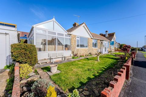 2 bedroom detached bungalow for sale, Wicklands Avenue, Saltdean, Brighton