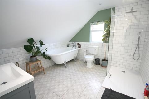 75 Ashurst Avenue, Saltdean, Brighton, BN2 8DR