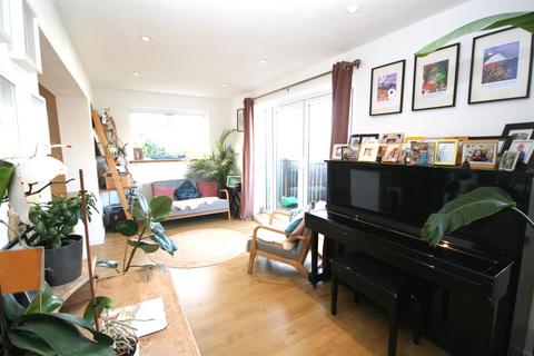75 Ashurst Avenue, Saltdean, Brighton, BN2 8DR