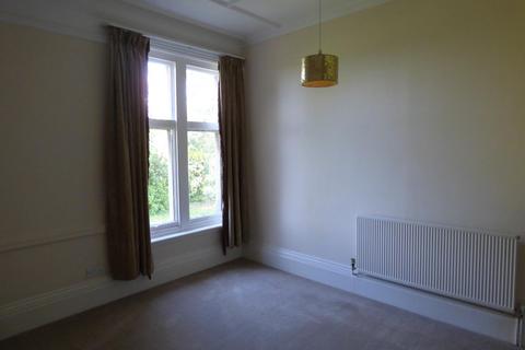 2 bedroom apartment to rent, Campden Road, Clifford Chambers