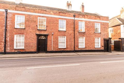 2 bedroom apartment for sale, Beatrice Court, Lichfield, WS13