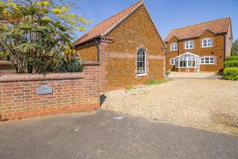 4 bedroom detached house for sale, Collins Lane, Heacham