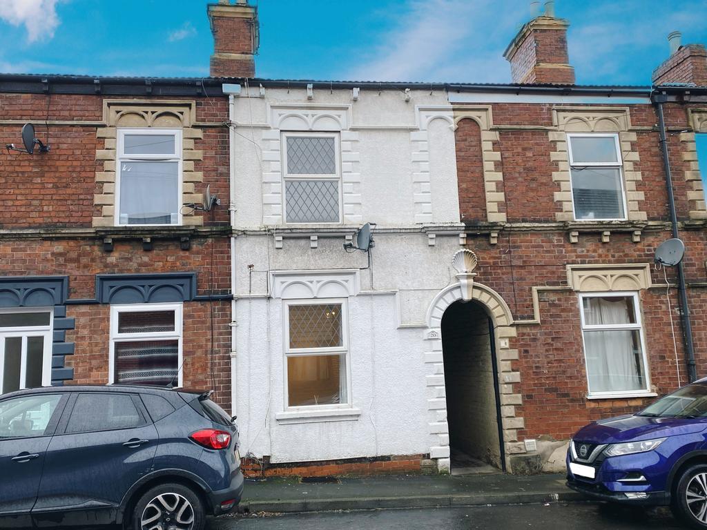 Norton Street, Grantham, NG31 2 bed terraced house for sale £98,500