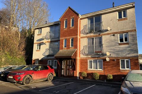 3 bedroom apartment to rent, Curlew Mews, Plymouth PL3
