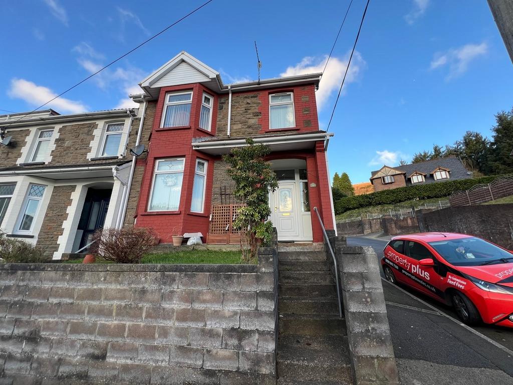Chepstow Road Treorchy Treorchy 3 bed end of terrace house for sale £140,000