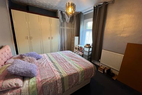 11 Chepstow Road, Treorchy, CF42 6UT