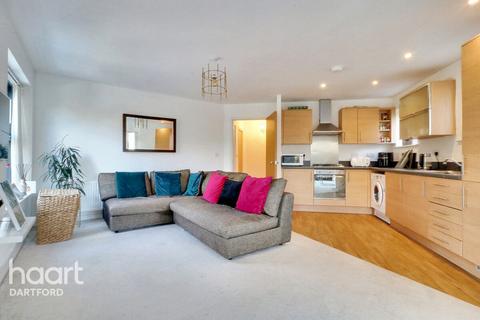 2 bedroom flat for sale, Park Lane, Greenhithe