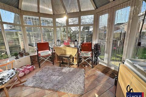 3 Tribune Place, Abbeymead, Gloucester, GL4 5UZ