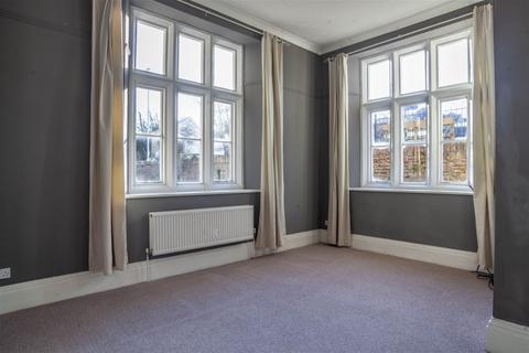 1 bedroom flat for sale, Park Road, Frome, BA11 1EU