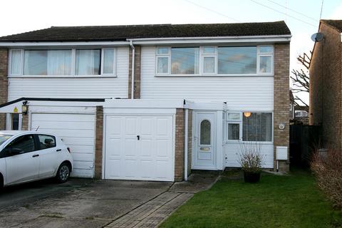 3 bedroom semi-detached house to rent, Knaves Acre, Headcorn TN27