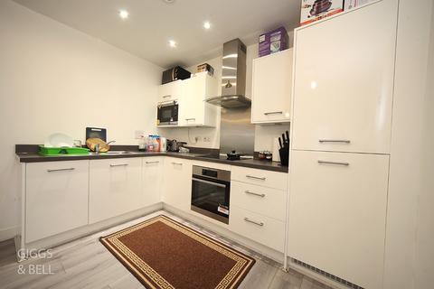 1 bedroom apartment for sale, Armstrong Road, Luton, Bedfordshire, LU2