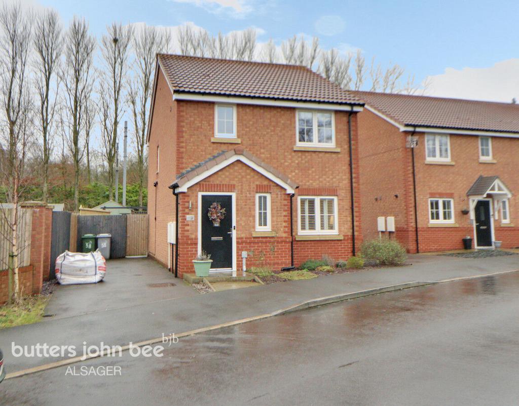 Hall Drive, Alsager 3 bed detached house for sale - £300,000