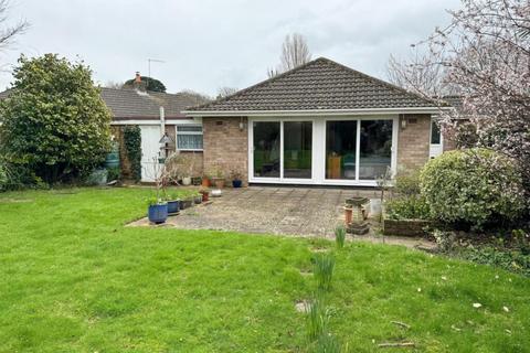 3 bedroom bungalow for sale, Richmond Drive, Hayling Island