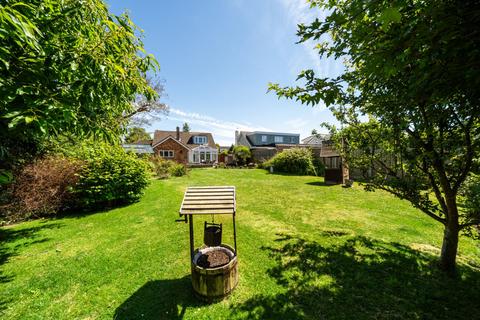 2 Apple Grove, Bognor Regis, PO21 4NB