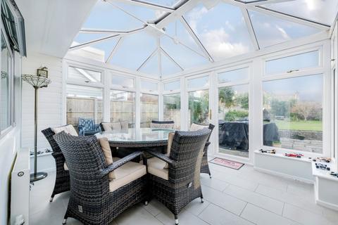 2 Apple Grove, Bognor Regis, PO21 4NB