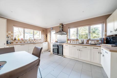 2 Apple Grove, Bognor Regis, PO21 4NB