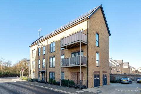 5 Falcon Way, South Ockendon, RM15 5FW