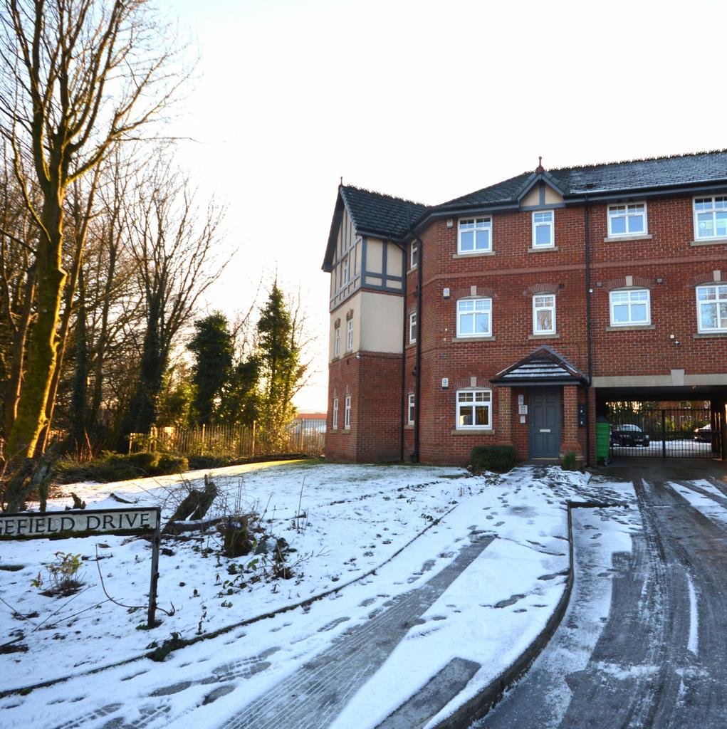 Gatehouse Court, Bridgefield Drive, BL9 7PD 2 bed flat for sale £145,000