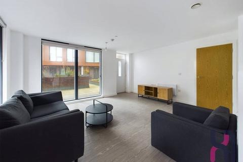 3 bedroom flat for sale, The Landmark, Cow Lane, Salford, M5