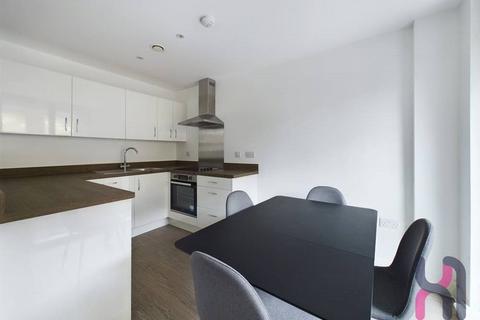 3 bedroom flat for sale, The Landmark, Cow Lane, Salford, M5