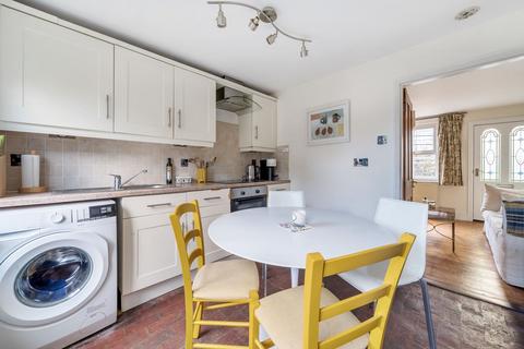 40 Lower Street, Haslemere, GU27 2NX