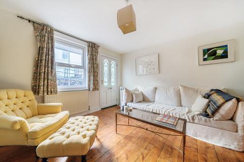 40 Lower Street, Haslemere, GU27 2NX