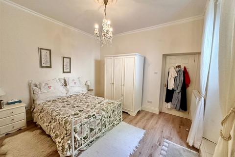 2 bedroom ground floor flat for sale, St. Efrides Road, Torquay TQ2