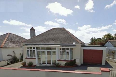 2 bedroom detached bungalow to rent, Falmouth, Falmouth TR11