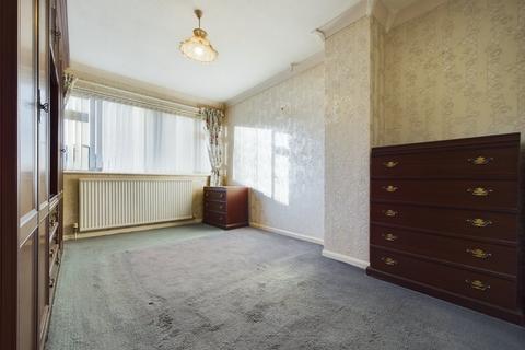 5 Bromwich Road, Worcester, WR2 4AD