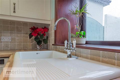 176 Belthorn Road, Belthorn, Blackburn, BB1 2NY