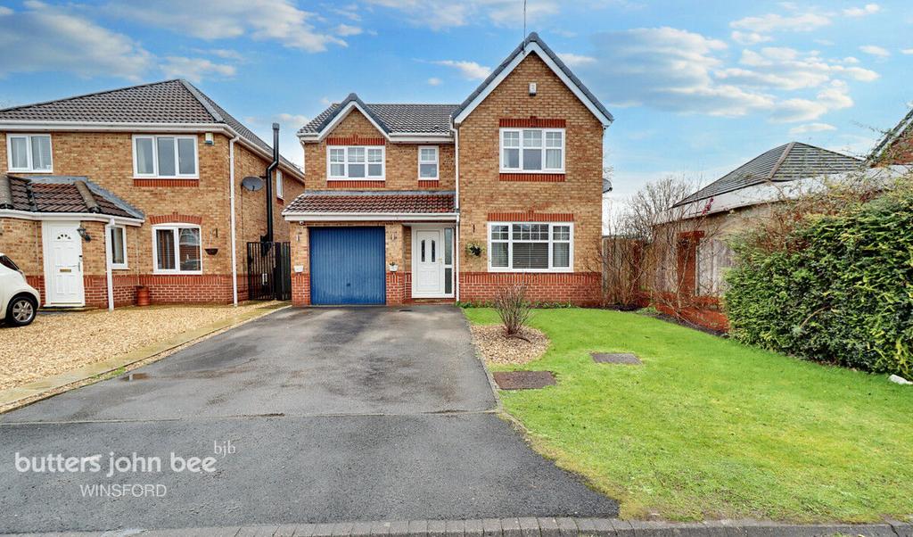 Rosewood Drive, Winsford 4 bed detached house £325,000