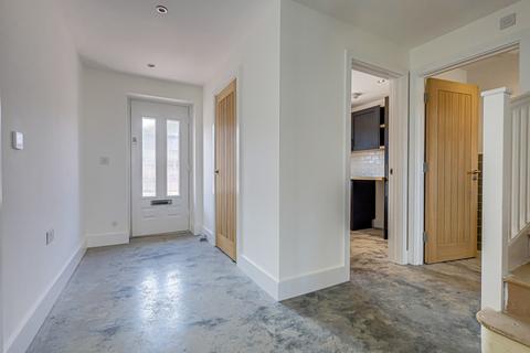 24 Albion Road, Benfleet, SS7 5PU