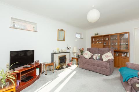 2 bedroom detached bungalow for sale, Palmerston Avenue, Broadstairs, CT10