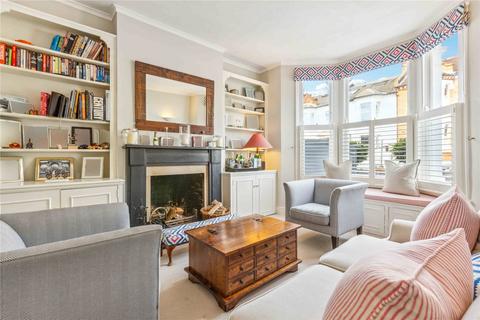 25 Bassingham Road, Earlsfield, London, SW18 3AF