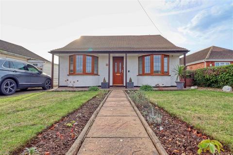 3 bedroom bungalow for sale, Great Clacton CO15