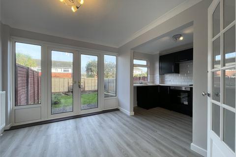 3 bedroom semi-detached house to rent, Bignor Close, Rustington, Littlehampton, West Sussex, BN16