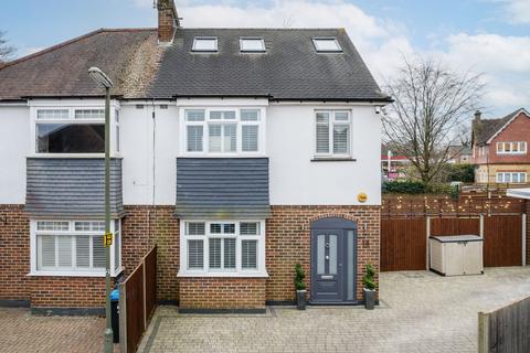 14 Elm Close, Warlingham, CR6 9NH