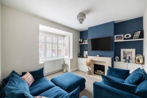 14 Elm Close, Warlingham, CR6 9NH