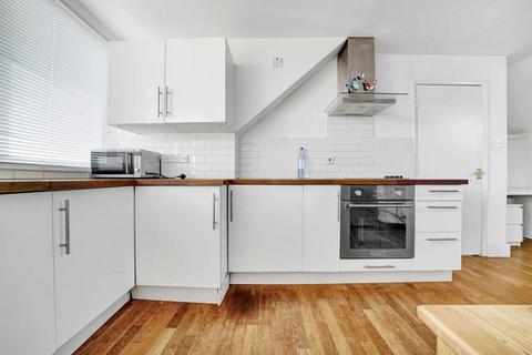 2 bedroom flat for sale - Tara house,High Road,Leyton E10