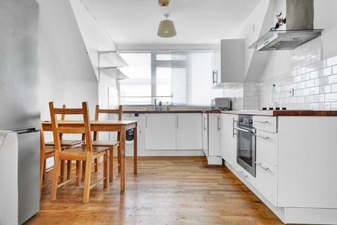 2 bedroom flat for sale - Tara house,High Road,Leyton E10